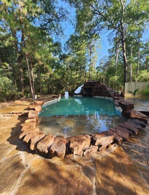 Waterfront Houston Hide Out In A Magical Forest Waller Zewnętrze zdjęcie