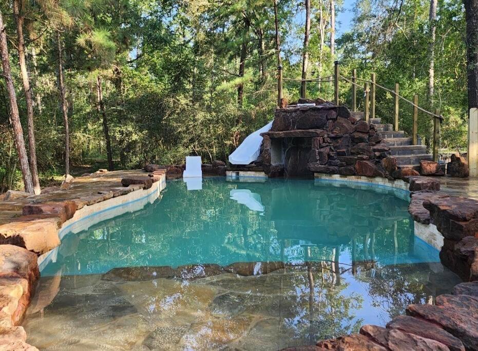 Waterfront Houston Hide Out In A Magical Forest Waller Zewnętrze zdjęcie